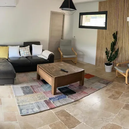 Magnifique Villa Avec Piscine Saint-Genes-Champanelle
